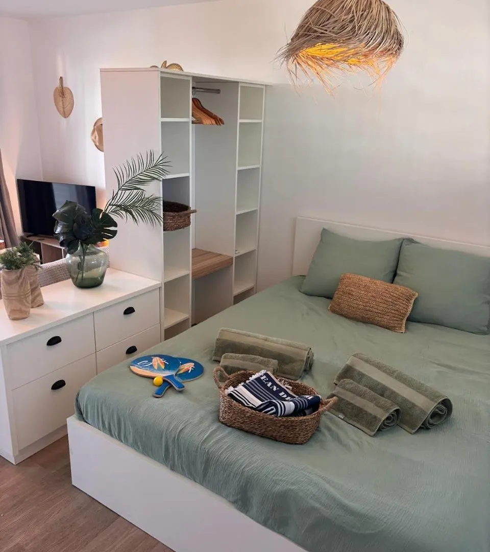 Apartment Charmant Studio Vue Mer Avec Piscine Cul de Sac