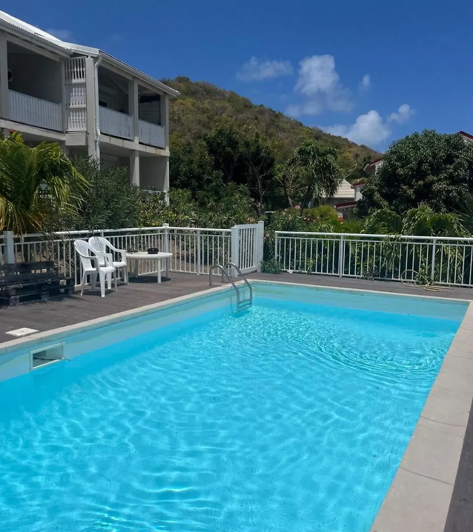 Charmant Studio Vue Mer Avec Piscine Cul de Sac