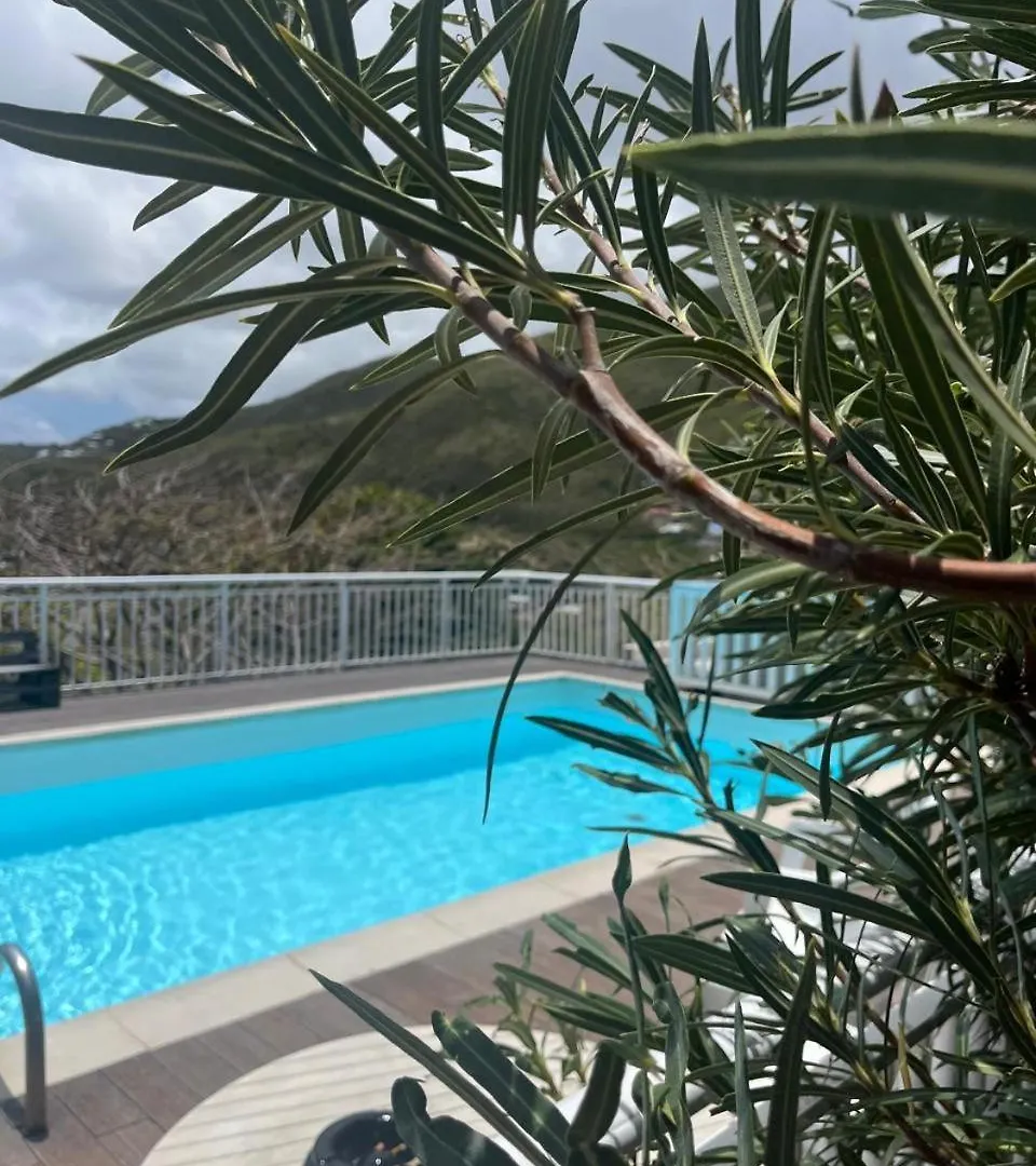 Charmant Studio Vue Mer Avec Piscine Cul de Sac